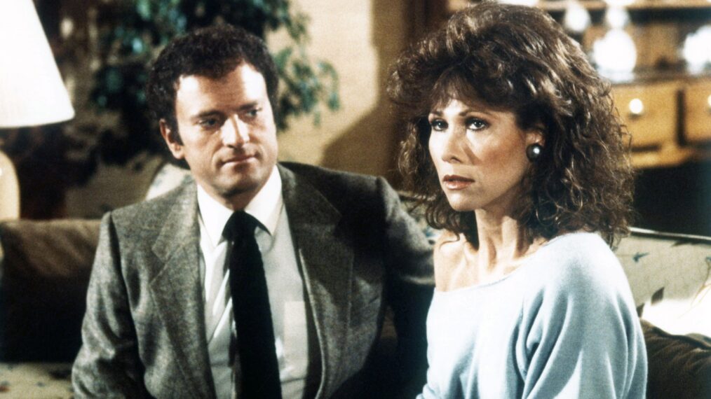 Kevin Dobson and Michele Lee in 'Knots Landing'