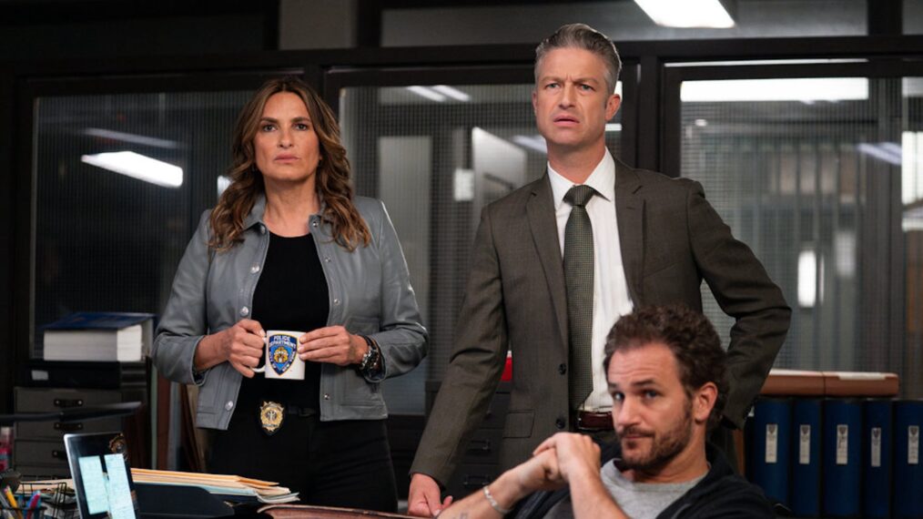 Mariska Hargitay as Capt. Olivia Benson, Peter Scanavino as A.D.A Dominick 