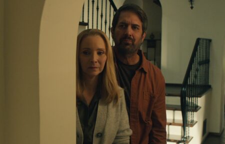 Lisa Kudrow and Ray Romano in 'No Good Deed'