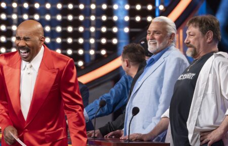 Steve Harvey and Deadliest Catch crew on Celebrity Family Feud - Wild Bill Wichrowski and Jonathan Hillstrand