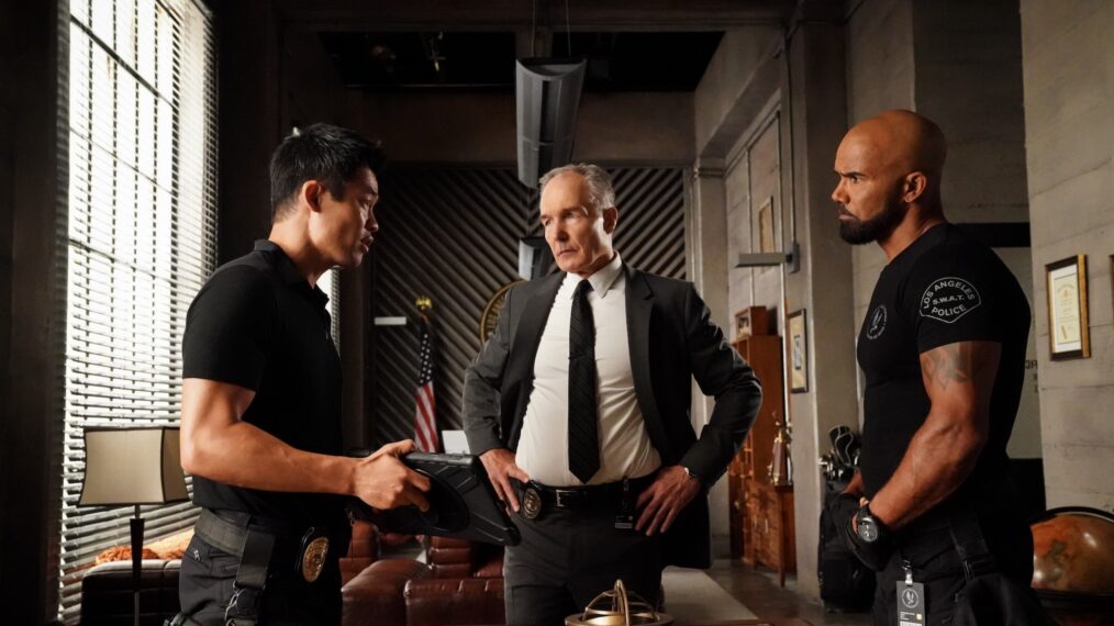 David Lim as Victor Tan, Patrick St. Esprit Commander Robert Hicks, and Shemar Moore as Daniel “Hondo” Harrelson — 'S.W.A.T.' Season 8 Premiere 