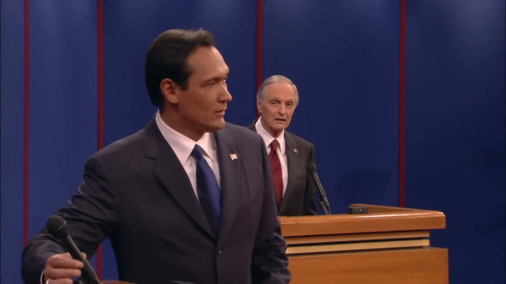 Jimmy Smits as Matt Santos and Alan Alda as Arnold Vinick in 'The West Wing'