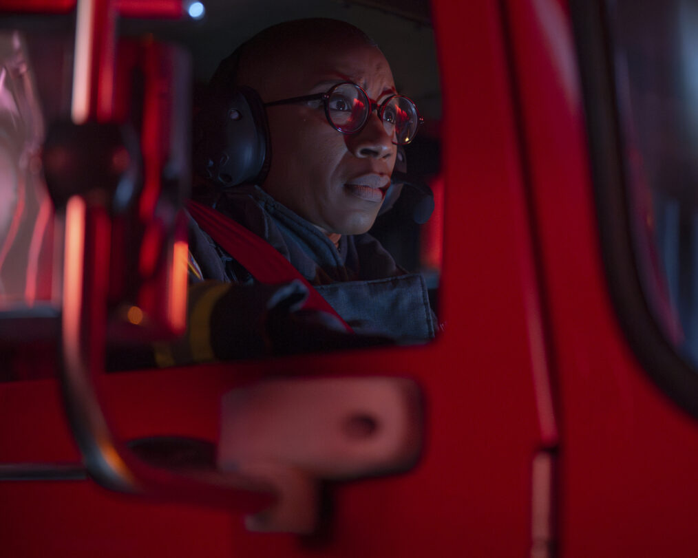 Aisha Hinds as Hen — '9-1-1' Season 8 Episode 3 