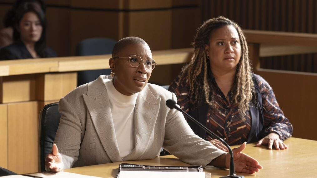 '9-1-1': Aisha Hinds and Tracie Thoms on Hen and Karen's Situation With ...