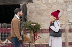 Matt Wells and Kirsten Comerford in Christmas on the Alpaca Farm