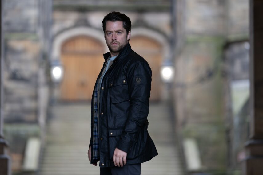 Richard Rankin in Rebus