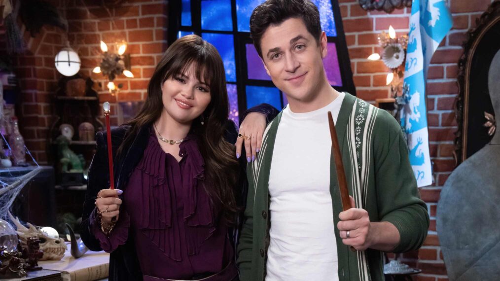 Selena Gomez, David Henrie in Wizards Beyond Waverly Place