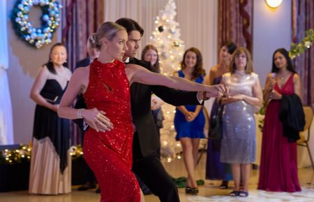 Corey Sevier and Rachel Skarsten in 'The Christmas Charade'