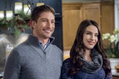 Daniel Lissing, Jessica Lowndes in 'A December Bride'