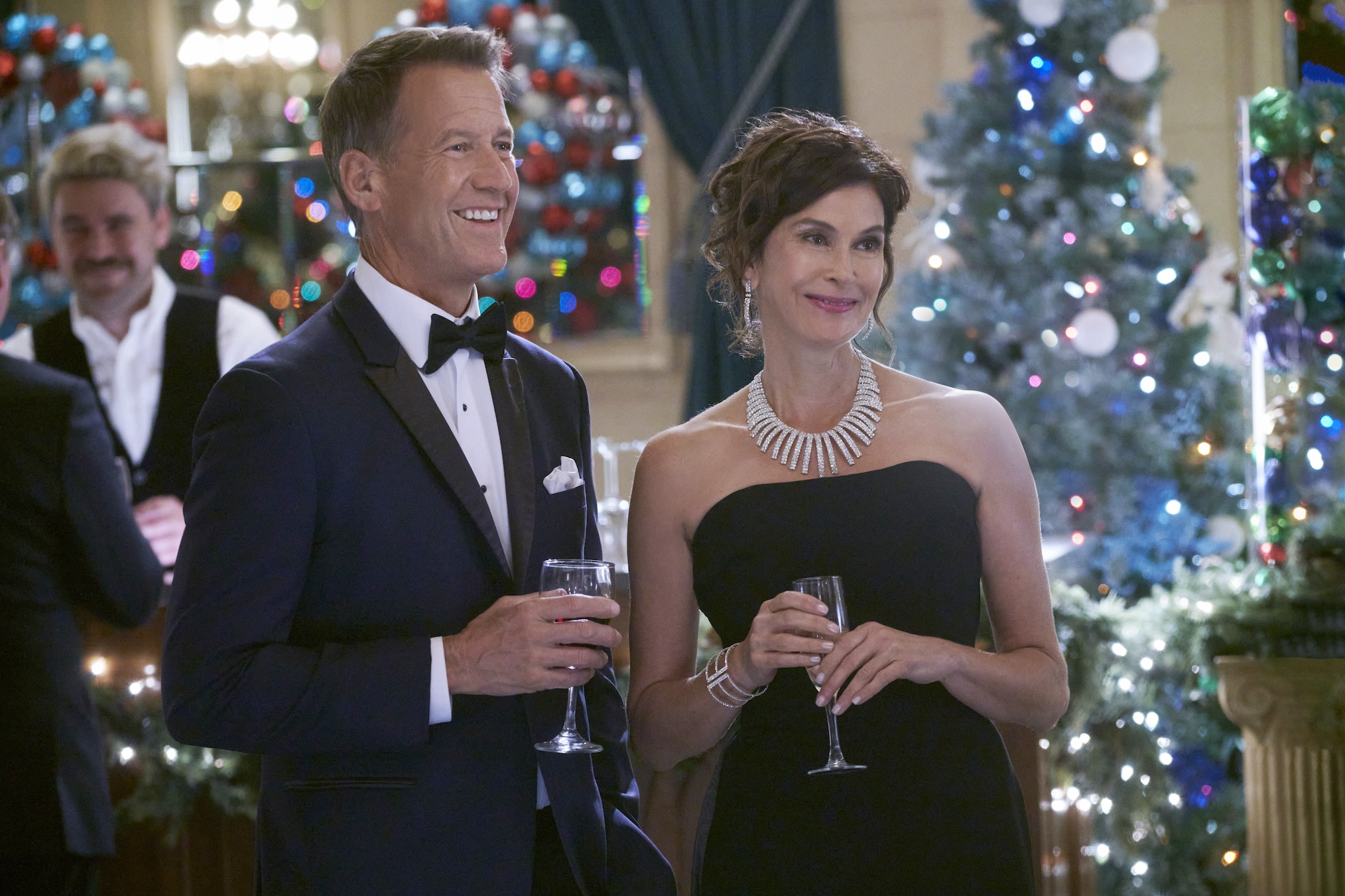 James Denton, Teri Hatcher in 'A Kiss Before Christmas'