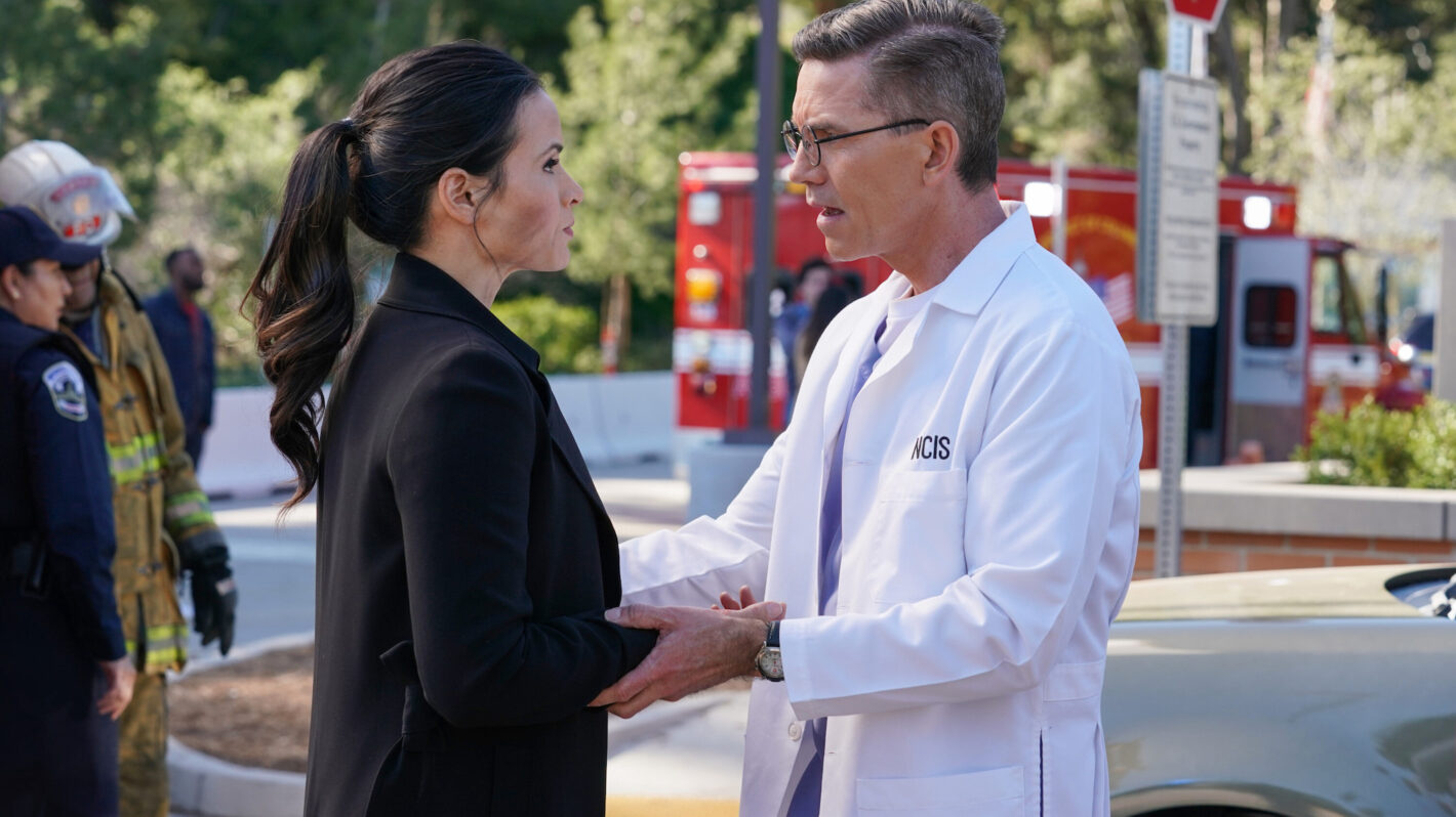 Katrina Law as NCIS Special Agent Jessica Knight and Brian Dietzen as Jimmy Palmer.