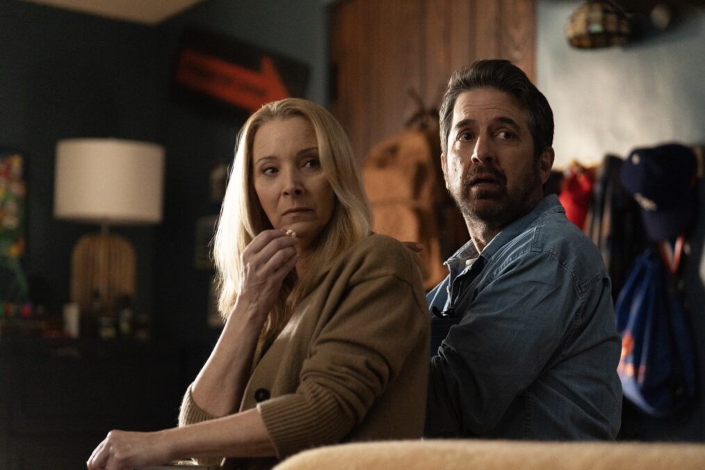 Lisa Kudrow and Ray Romano in 'No Good Deed'