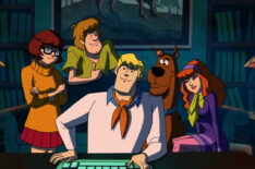 Velma (Mindy Cohn), Shaggy (Matthew Lillard), Fred (Frank Welker), Daphne (Grey DeLisle), and Scooby (Frank Welker) in 'Scooby Doo! Mystery Incorporated'