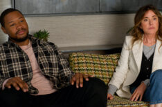 Luke Tennie as Sean and Christa Miller as Liz in 'Shrinking' Season 2 Episode 4 - 'Made You Look'