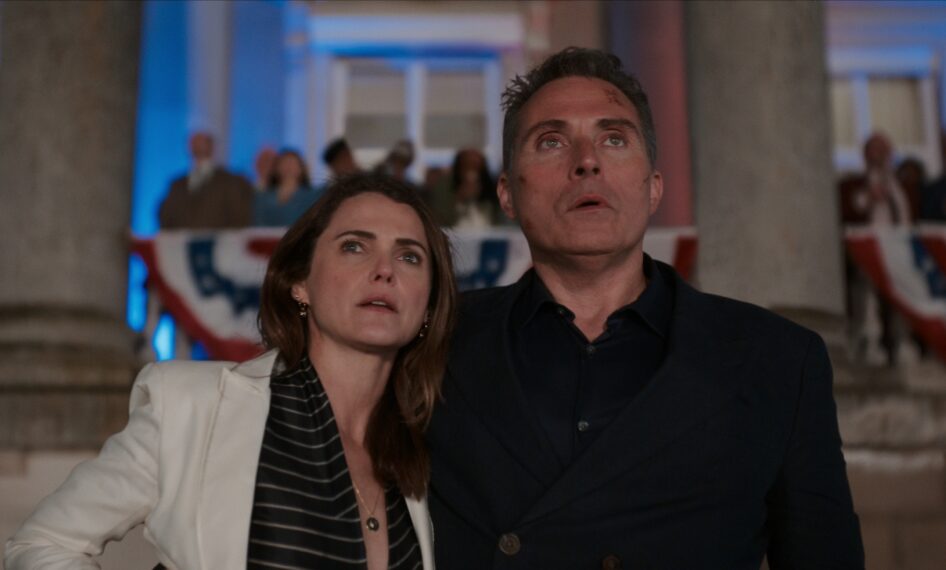 Keri Russell as Kate Wyler, Rufus Sewell as Hal Wyler in 'The Diplomat' Season 2 Episode 3