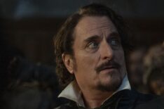 Kim Coates in 'The Walking Dead: Dead City' Season 2 Episode 1