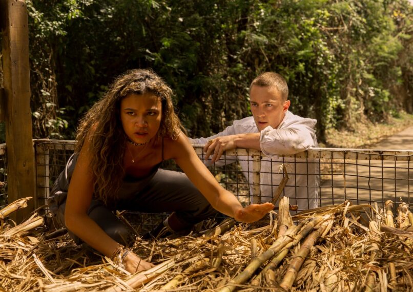 Madison Bailey as Kiara, Drew Starkey as Rafe in Outer Banks - Season 3