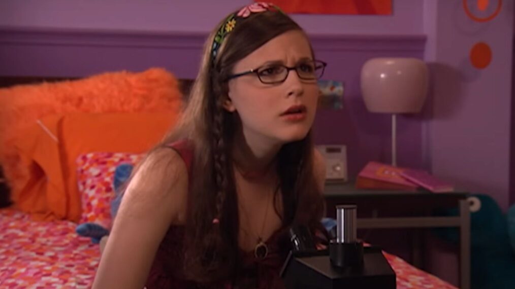 Erin Sanders as Quin Pensky in 'Zoey 101'