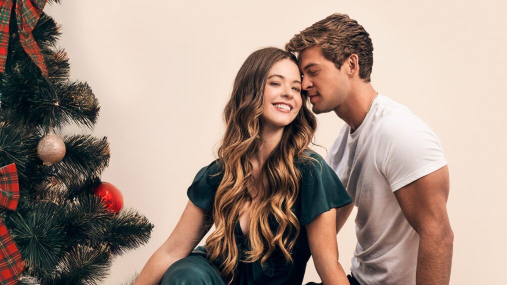 Sasha Pieterse and Mitchell Slaggert of 'A Carpenter Christmas Romance'