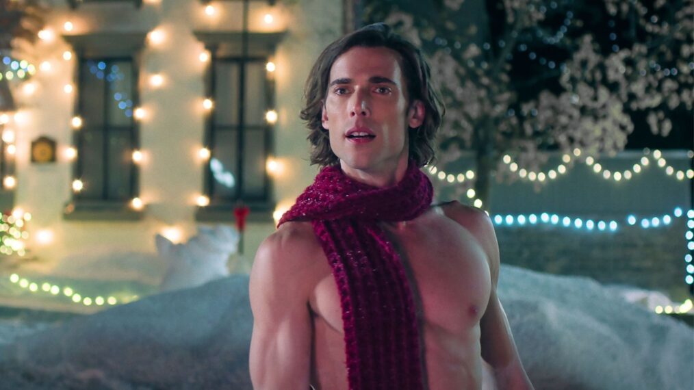 Dustin Milligan in 'Hot Frosty'