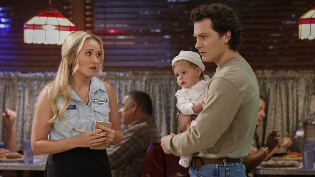 Emily Osment and Montana Jordan in 'Georgie & Mandy's First Marriage'