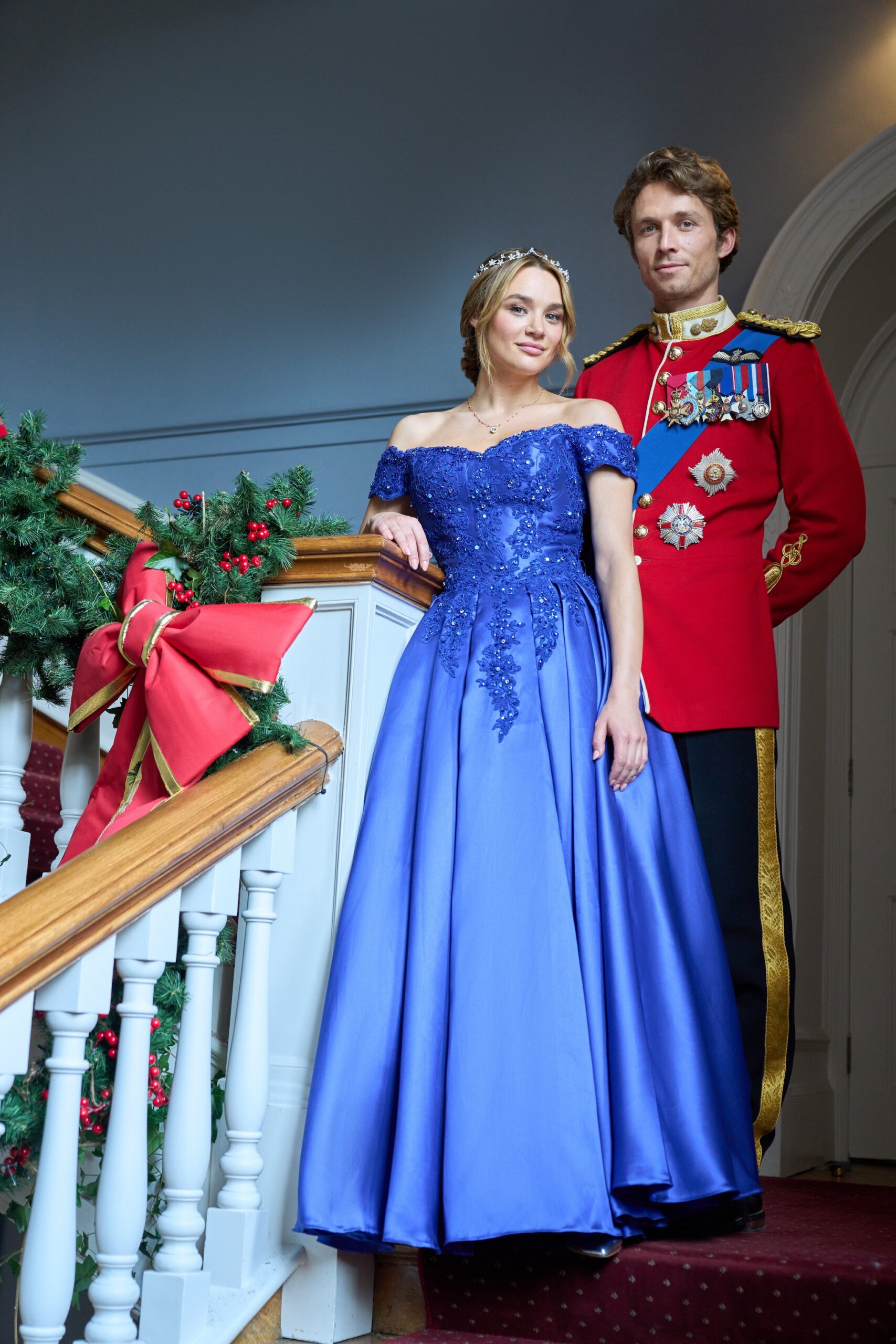 Hunter King, Jordan Renzo in 'A Royal Corgi Christmas'