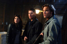 Genevieve Padalecki, Jensen Ackles, and Jared Padalecki in 'Supernatural.'