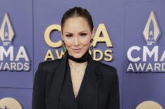 Katharine McPhee attends The 58th Annual CMA Awards at Music City Center on November 20, 2024 in Nashville, Tennessee.