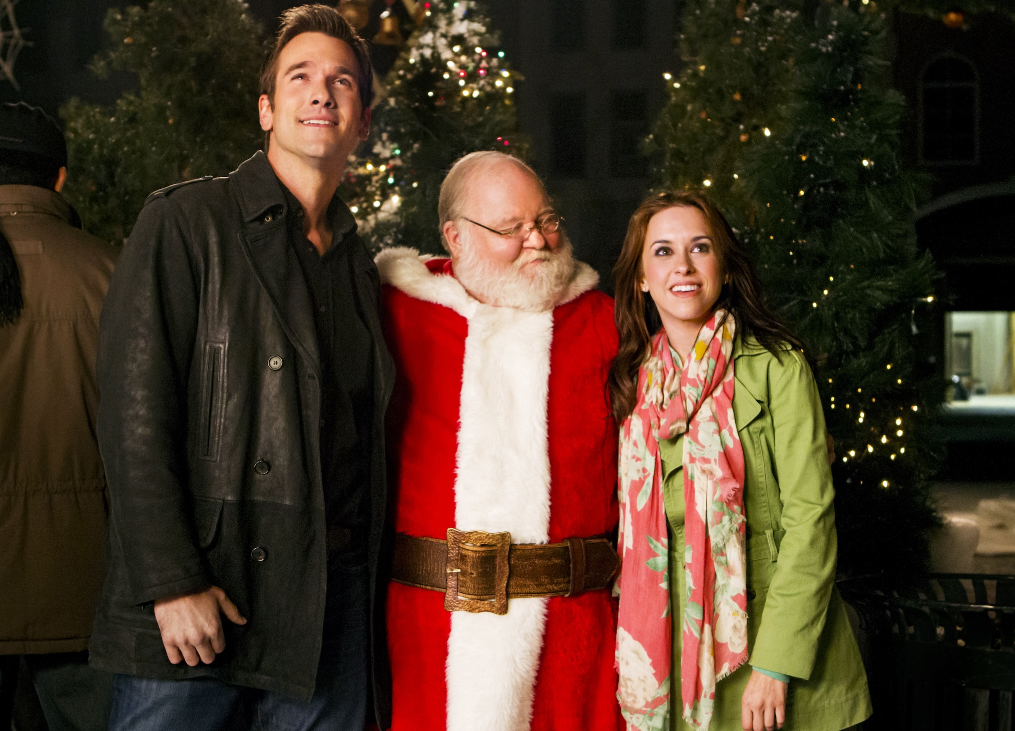 Adam Mayfield and Lacey Chabert in 'Matchmaker Santa'