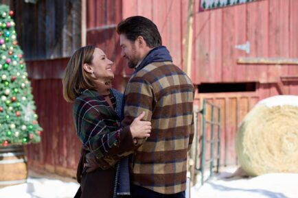 Warren Christie and Nikki DeLoach in 'Our Holiday Story'