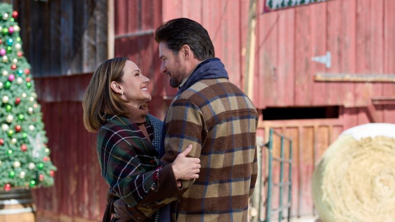 Warren Christie and Nikki DeLoach in 'Our Holiday Story'