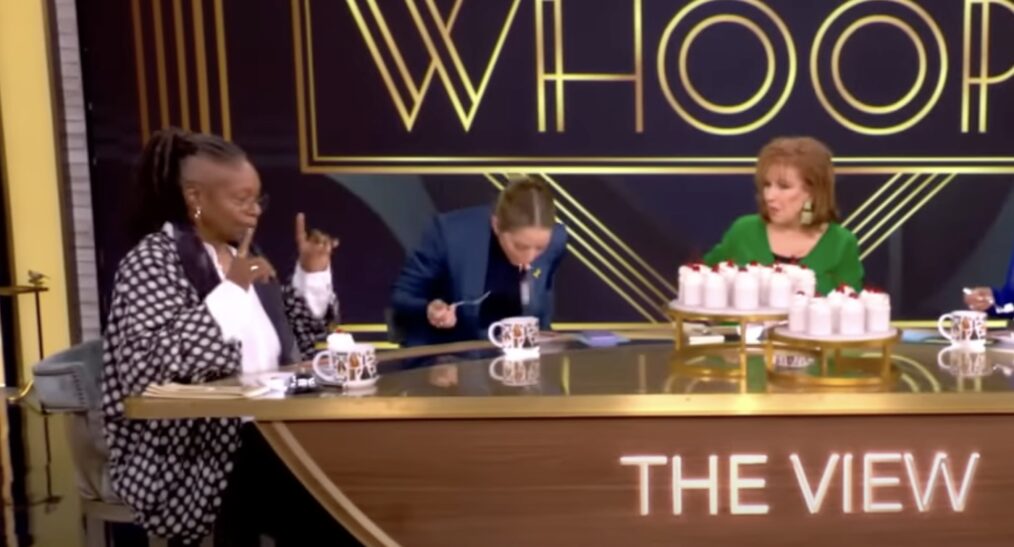 Sara Haines spits out cake on The View