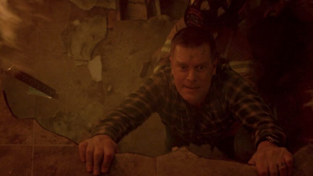 Peter Krause as Bobby — '9-1-1' Season 2 Episode 16 