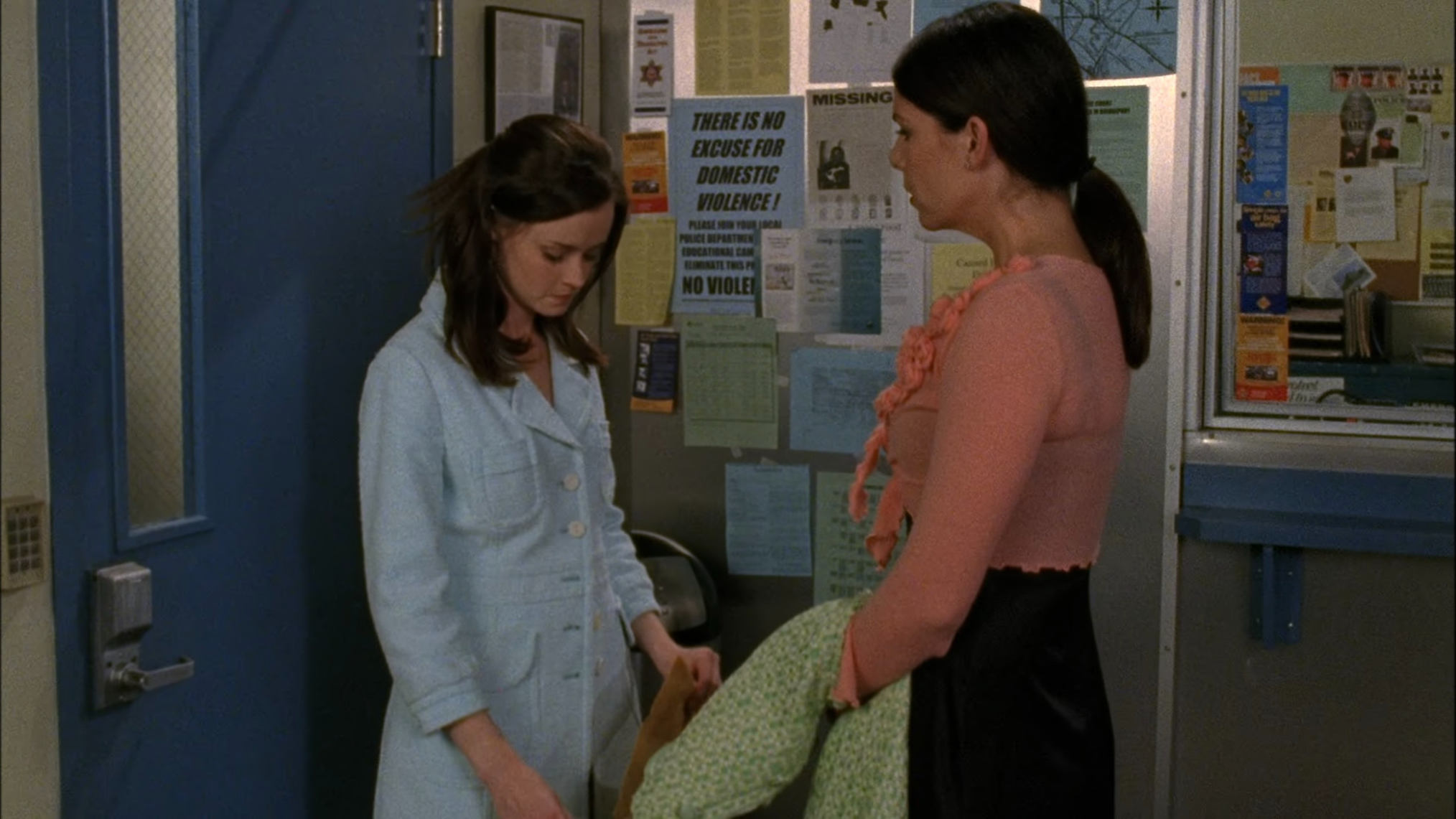 Alexis Bledel as Rory Gilmore and Lauren Graham as Lorelai Gilmore in 'Gilmore Girls.'