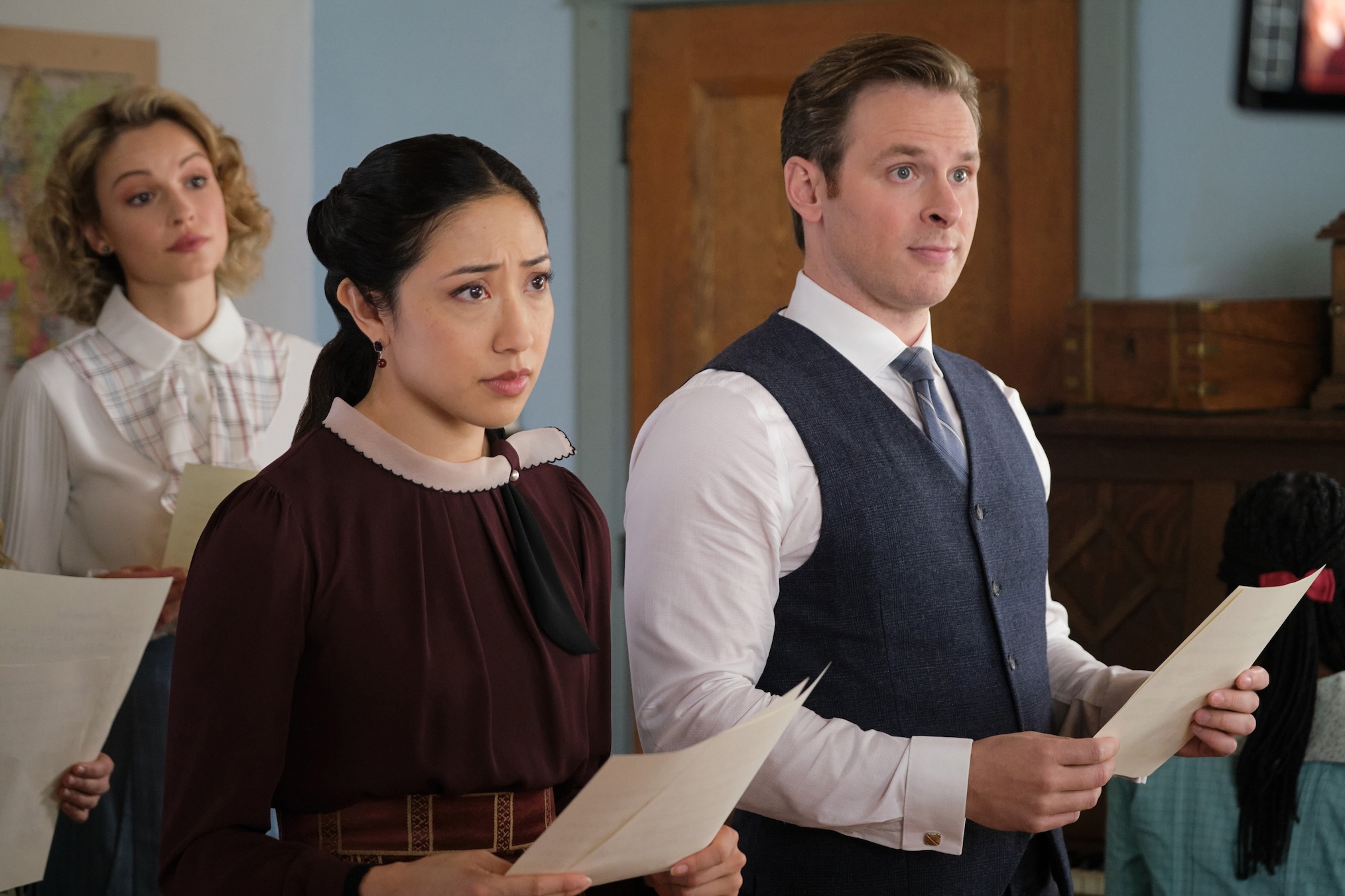 Kayla Wallace, Amanda Wong, Ben Rosenbaum in 'When Calls the Heart'