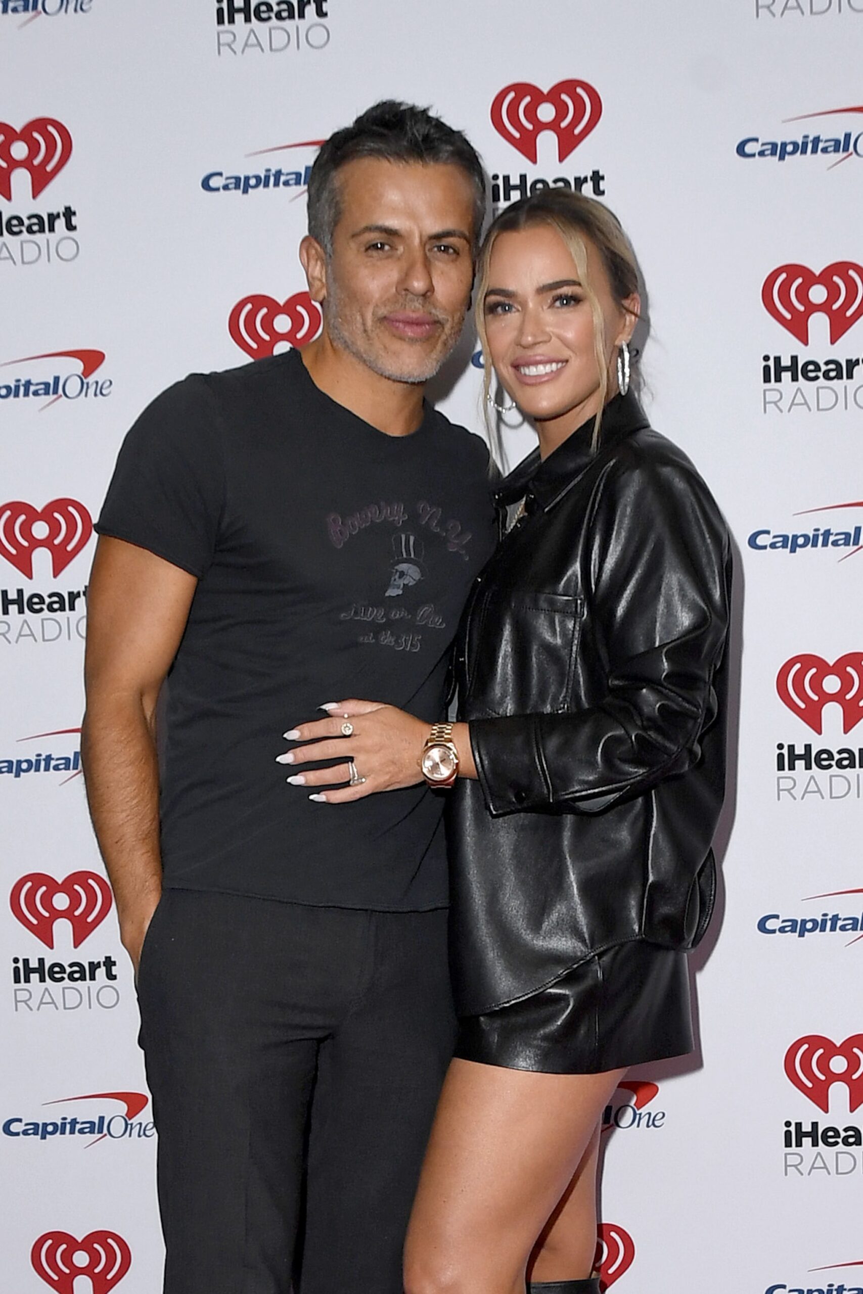 Edwin Arroyave and Teddi Mellencamp arrive at the 2022 iHeartRadio Music Festival at T-Mobile Arena on September 23, 2022 in Las Vegas, Nevada.