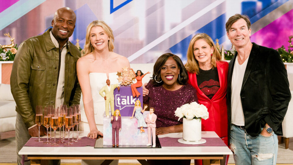 Akbar Gbajabiamila, Amanda Kloots, Sheryl Underwood, Natalie Morales and Jerry O’Connell during 'The Talk's final week