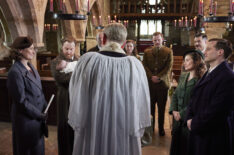 Mrs. Hall (Anna Madeley), Siegfried Farnon (Samuel West), Richard Alderson (Tony Pitts), Jenny Alderson (Imogen Clawson), Tristan Farnon (Callum Woodhouse), James Herriot Sr (Drew Cain), Helen Herriot (Rachel Shenton), James Herriot (Nicholas Ralph) in 'All Creatures Great and Small' Season 5 Episode 3 - 'Homecoming'