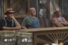 Tim Smith, Mark Ramsey and Eric 'Digger' Manes talk to contestants in 'Moonshiners: Master Distiller'