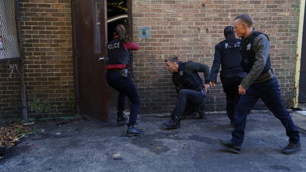 Patrick John Flueger as Officer Adam Ruzek, Jason Beghe as Hank Voight — 'Chicago P.D.' Season 12 Episode 9 