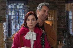 Carra Patterson as Kaya Blanke, Carrie Preston as Elsbeth Tascioni, Eric McCormack as Tom Murphey, and Danny Mastrogiorgio as Detective Smullen in 'Elsbeth' Season 2 Episode 9 - 'Unalive and Well'