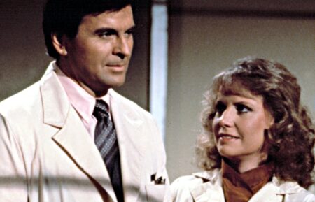 Stuart Damon and Leslie Charleson in 'General Hospital'