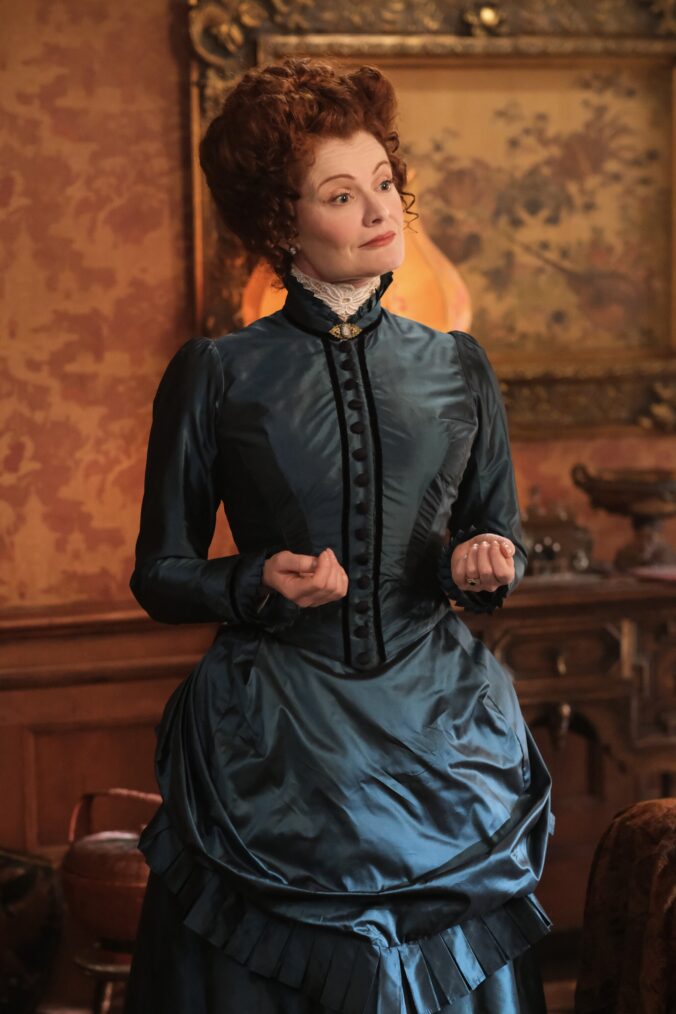 Rebecca Wisocky in 'Ghosts' Season 4