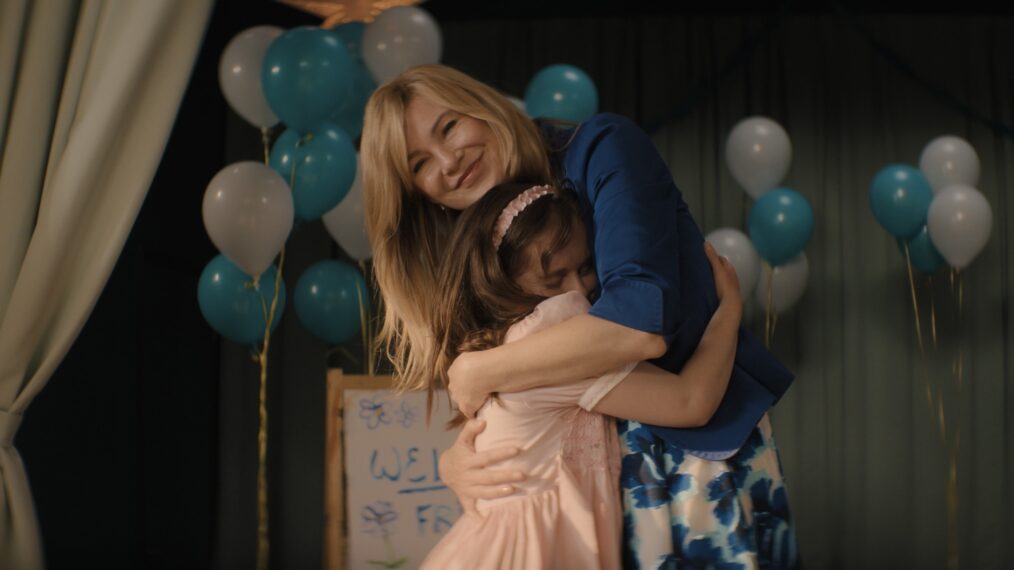 Imogen Faith Reid and Ellen Pompeo as Natalia and Kristine in 'Good American Family' on Hulu