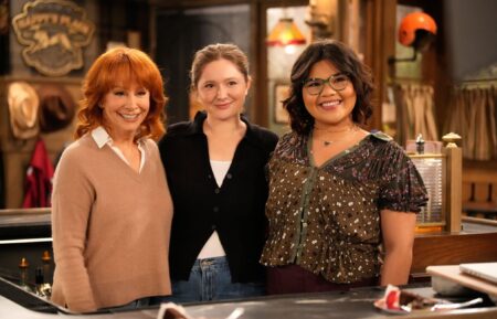 Reba McEntire, Emma Kenney, and Belissa Escobedo in 'Happy's Place' Season 1