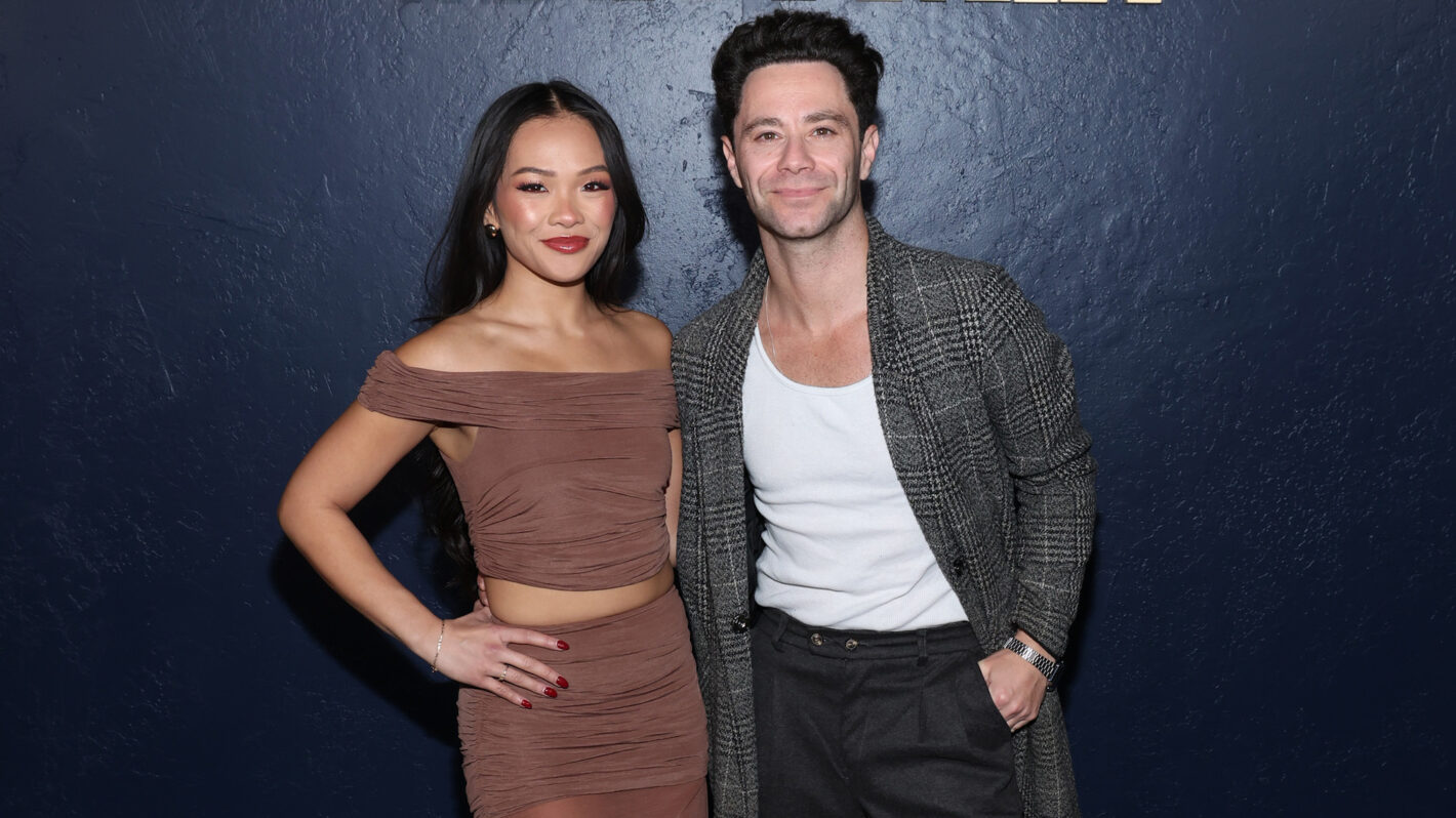 HOLLYWOOD, CALIFORNIA - JANUARY 04: (L-R) Jenn Tran and Sasha Farber arrive as Vanity Fair and Amazon MGM Studios celebrate Awards Season 2025 at Chateau Marmont's Bar Marmont on January 04, 2025 in Hollywood, California.