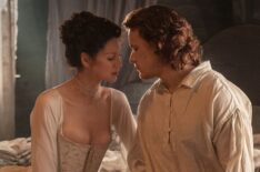 Caitriona Balfe and Sam Heughan in 'Outlander' Season 1