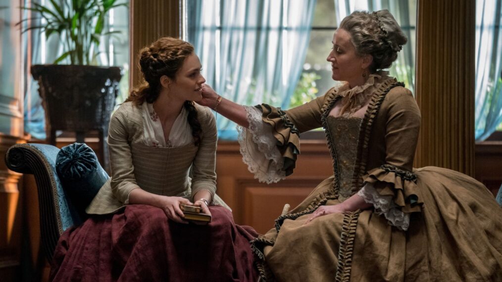 Sophie Skelton and Maria Doyle Kenned in 'Outlander' Season 4