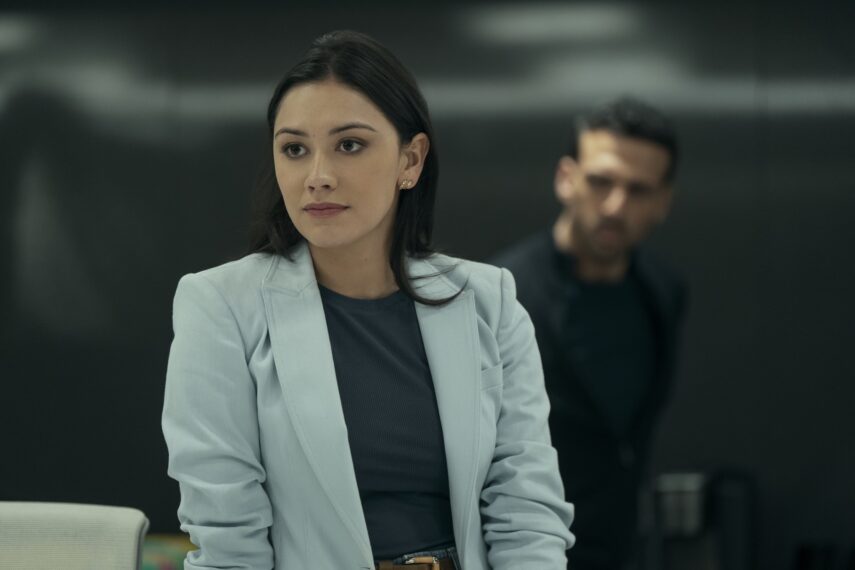 Luciane Buchanan as Rose Larkin in episode 201 of The Night Agent