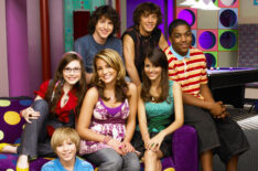 Sean Flynn, Matthew Underwood, Christopher Massey, Erin Sanders, Jamie Lynn Spears, Victoria Justice, and Paul Butcher in 'Zoey 101'